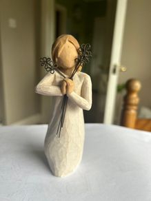 Willow Tree Friendship Figurine