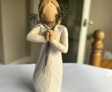 Willow Tree Friendship Figurine