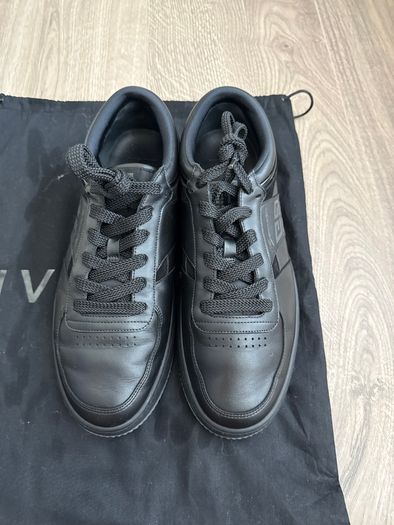 Givenchy shoes like new size 10 UK
