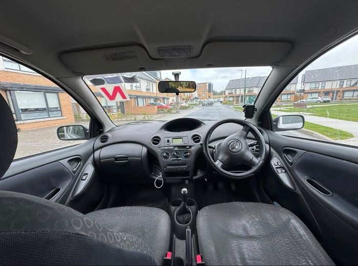 2004 Toyota Yaris