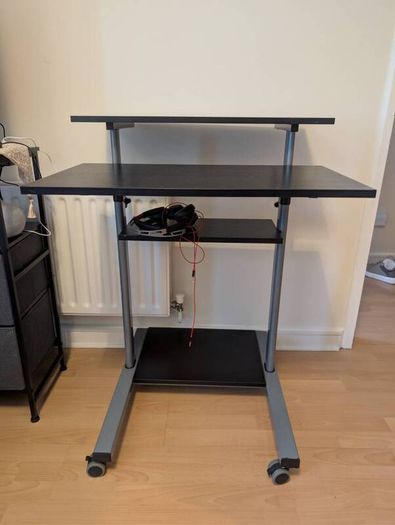 computer desk