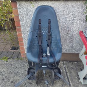 Thule rear-mounted child bike seat