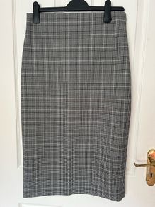 Zara Ladies Check Skirt Size Large