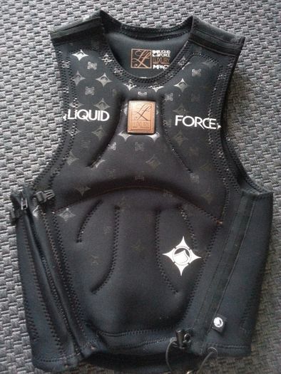 Luquid Force Impact Vest Size S