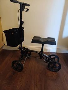 Knee Walker outdoor / indoor wheels