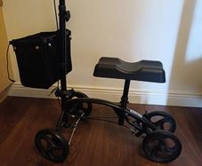 Knee Walker outdoor / indoor wheels