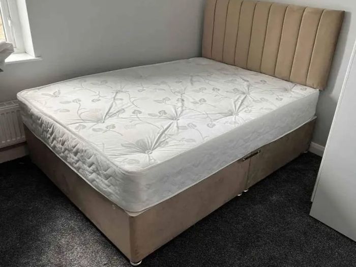king size 5ft Divan beds, tufted memory foam mattress, and storage drawers in stock