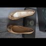 Vince Camuto ballerinas tan size 4 Image 2
