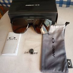 New Oakley Sunglasses