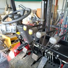Forklift