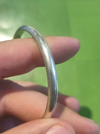 Sterling silver bangle