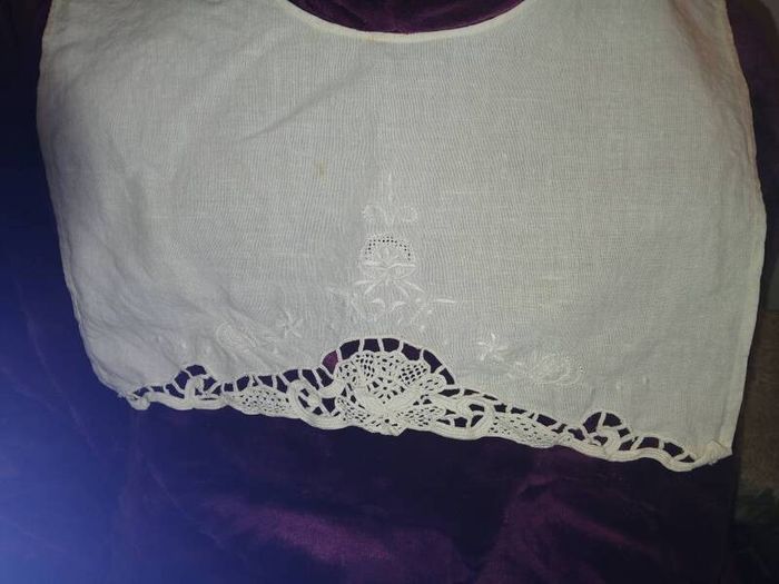 vintage embroidered linen collars
