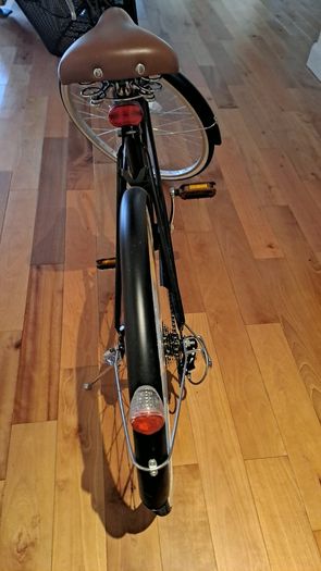 Martello Sutton Ladies Traditional City Bike With Basket