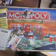 Monopoly Here and Now Electronic Banking Board Game London Edition
