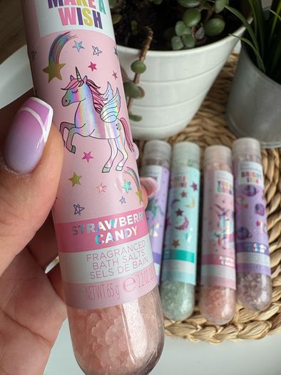 Brand New Baylis & Harding Bath Salts Set