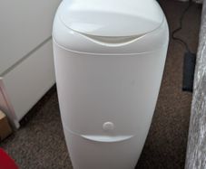 Angelcare nappy bin