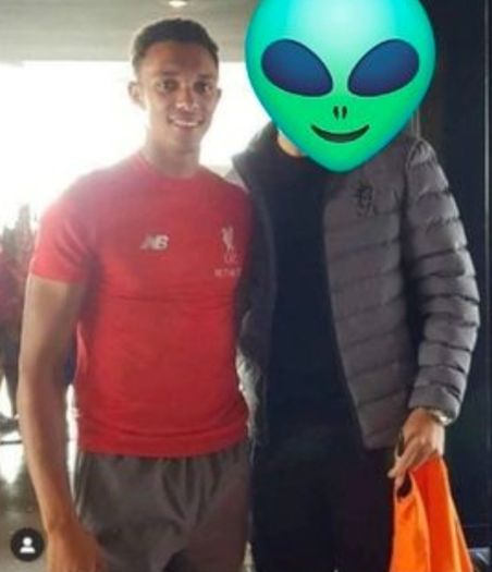 Liverpool Multi Signed With some Pic prof including Mo Salah