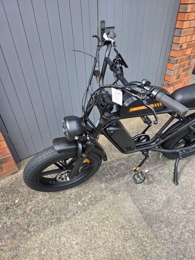 electric bike ENGWE M1 ,brand new in a box , delivery available.