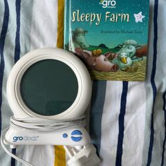 Gro clock & Book