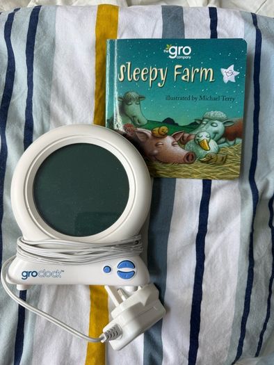 Gro clock & Book
