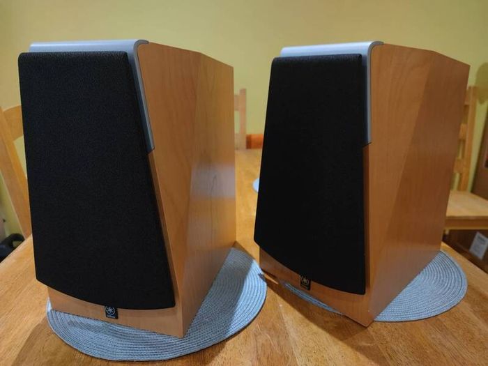 Yamaha SOAVO 2 HiFi audiophile speakers