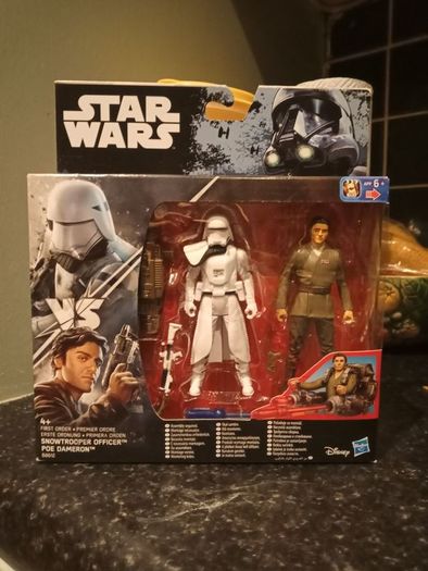 Star Wars Snow Trooper Officer And Poe Dameron