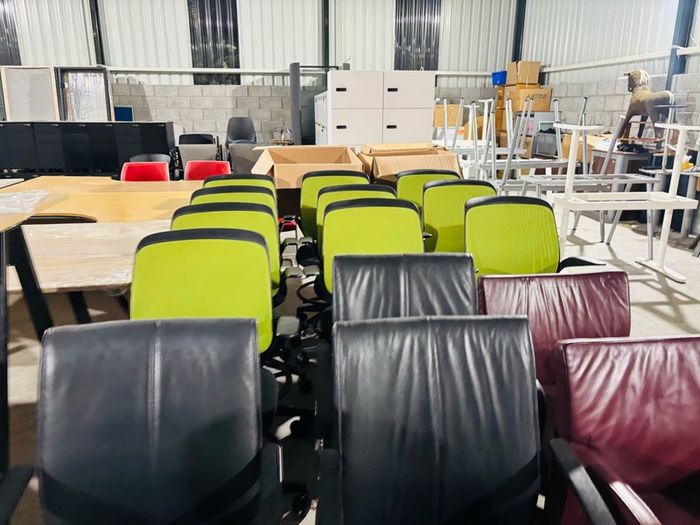 office clearence stock WHATSAPP FOR PRICES