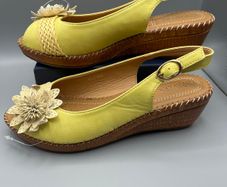 Pavers Peep Toe Small Wedge Heel Sandals - Brand New - Size Uk5 EU 38