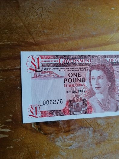 A/UNC 1983 Gibraltar One Pound Banknote