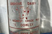 Graigue Dairy 1 pint milk bittle