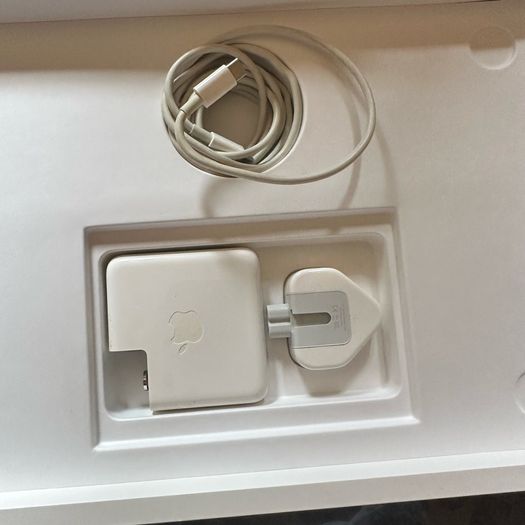 Macbook
