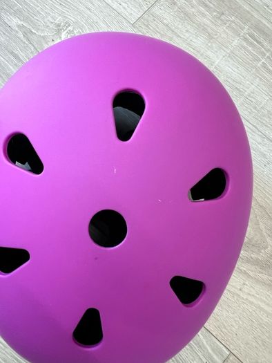 skate helmet