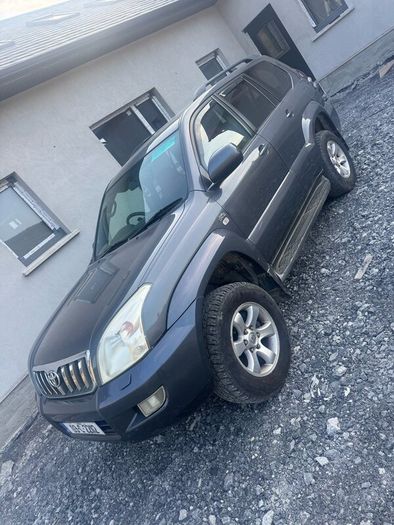 2003 Toyota Landcruiser 8 seater