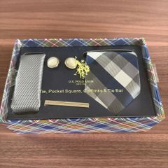 Tie, pocket square, cufflinks & Tie bar