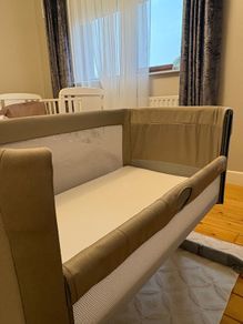 Graco crib