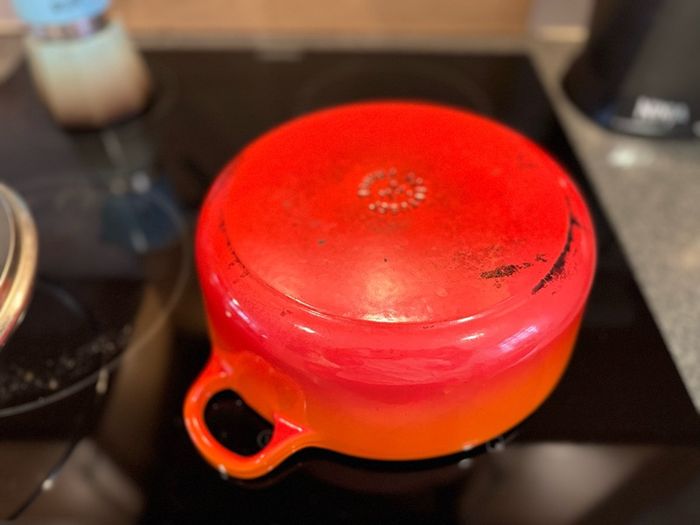 Le Creuset Cast Iron 24cm
