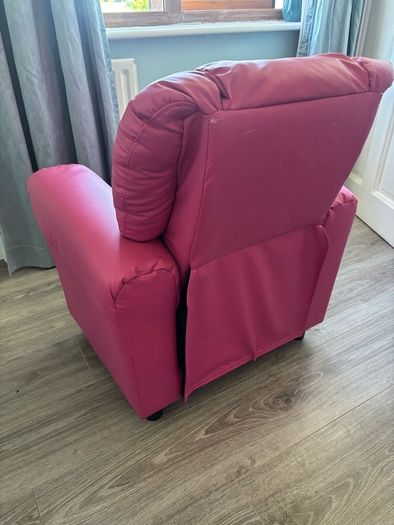 kids recliner chair