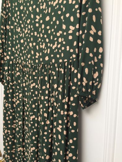 Dresses for EVERY OCCASION - most size 8 or 10 - Perfect for Communion, Confirmation, Casual, Work, every occasion!