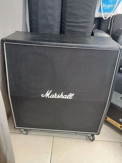 4x12 Cab w/ Celestion speakers