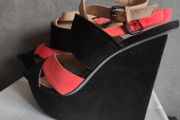 Wedge sandals Black and Coral suede, size 40