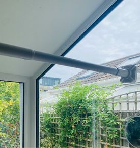 Extendable rail-telescopic rod -works well