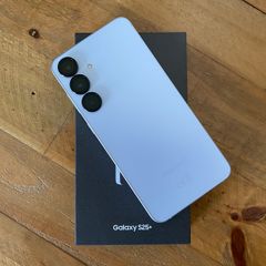 Samsung Galaxy S25 Plus (256GB) Icy Blue - UNLOCKED