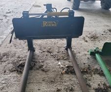 Bale handler