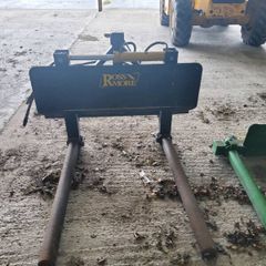 Bale handler
