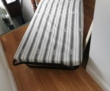 guest fold up bed