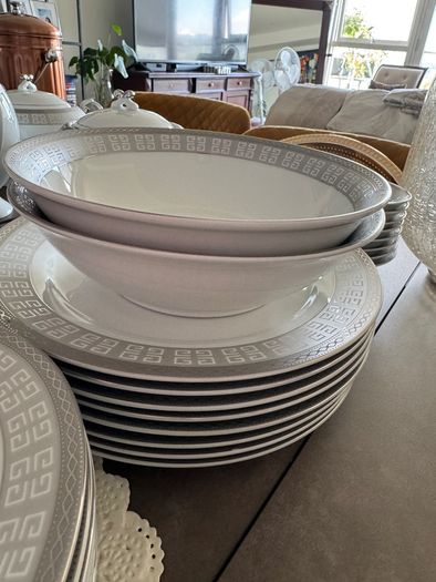 Dinner Set for 6
