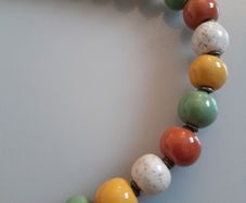 NECKLACE  - Green  - Terracotta - Yellow and Beige