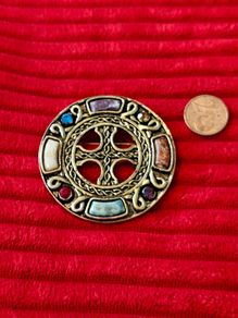 Costume Celtic Style Brooch - Nice Quality (CS16)