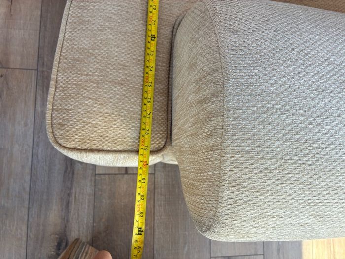 suite of furniture (3 + 2 + footstool)