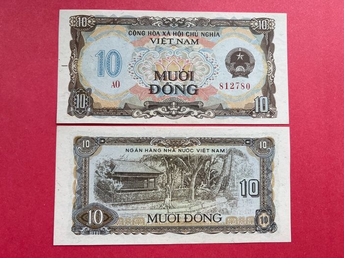 Viet Nam  10  Dong  1980  Pick  86a.  ( Uncirculated )